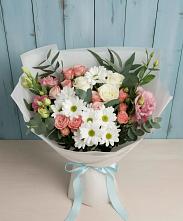 Букет цветов из:  Розы, Лизиантусы и Хризантемы в Северном Новосибирской области
