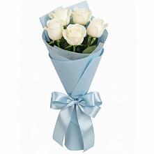 Букет 5 Белых роз Проуд в Северном Новосибирской области