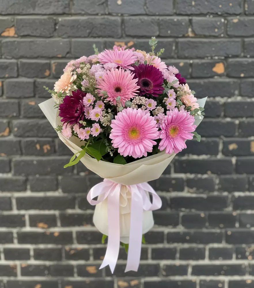 Букет цветов из: Герберы и Хризантемы в Северном Новосибирской области