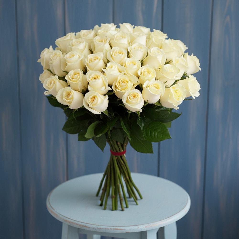 Букет 51 Белая роза Эдлесс Лав в Северном Новосибирской области