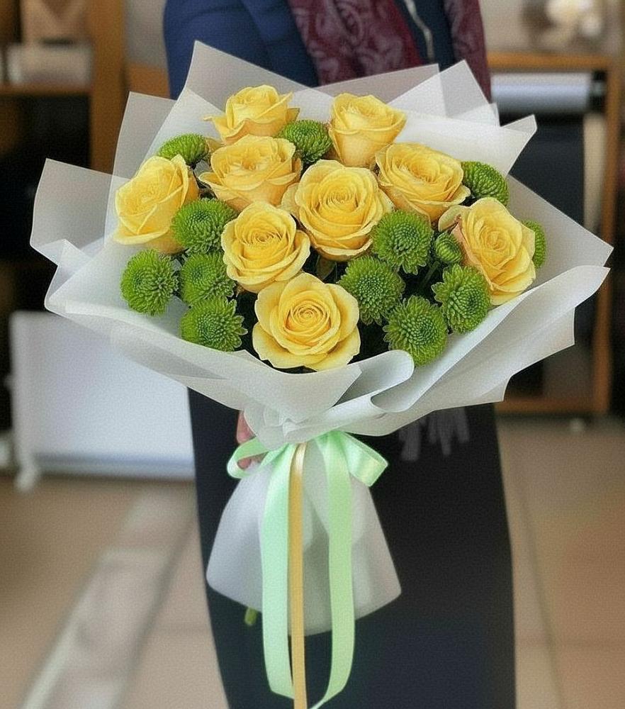 Букет цветов из: Хризантемы и Розы в Северном Новосибирской области