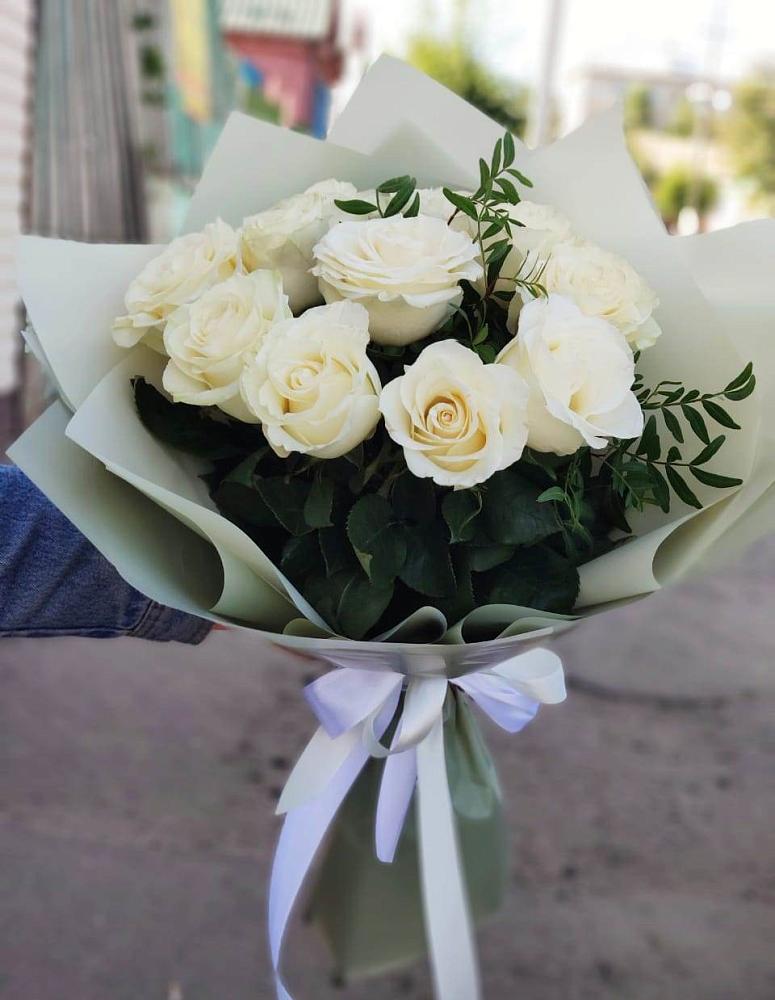 Букет Белые розы Проуд в Северном Новосибирской области