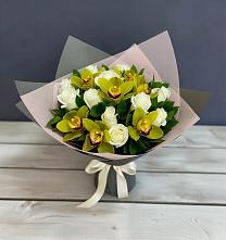 Букет цветов из:  Орхидеи и Розы #REPLACE_PRED# Северном Новосибирской области