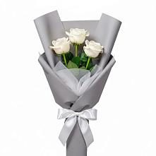 Букет 3 белые розы #REPLACE_PRED# Северном Новосибирской области