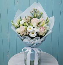 Букет цветов из:  Розы и Лизиантусы в Северном Новосибирской области