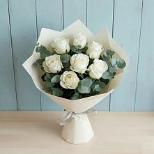 Букет Белые розы в Эвкалипте в Северном Новосибирской области