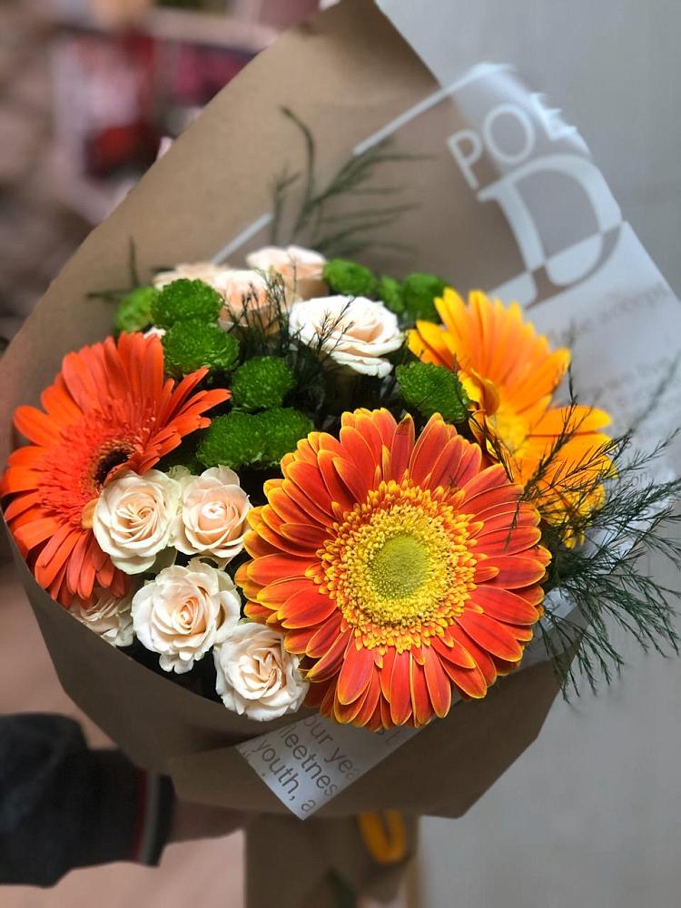 Букет цветов из: Герберы, Хризантемы и Розы в Северном Новосибирской области